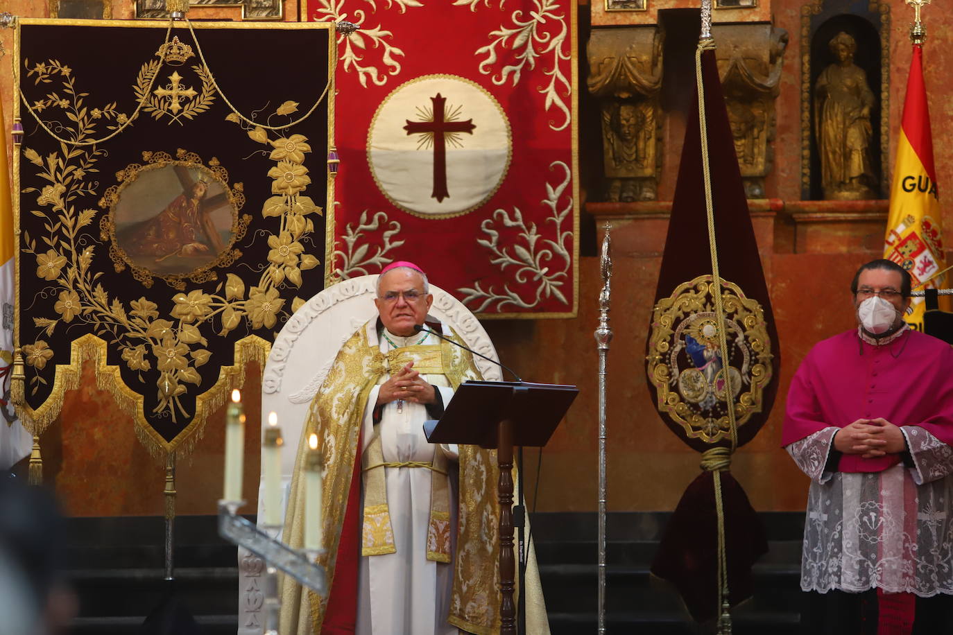 Semana Santa de Córdoba 2021 | Las imágenes del acto conjunto el Jueves Santo en la Catedral