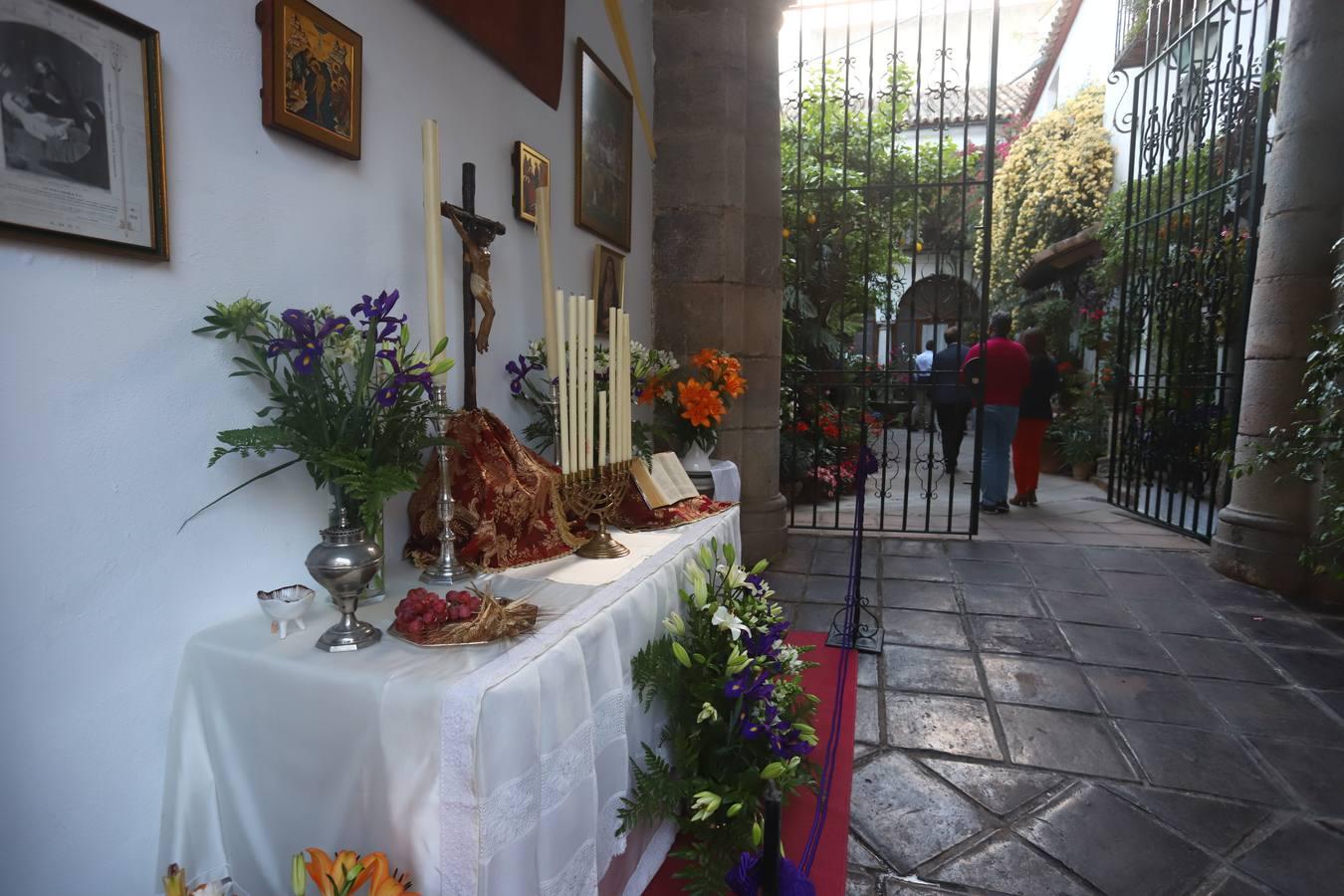 Los Patios de Córdoba del Jueves Santo, en imágenes