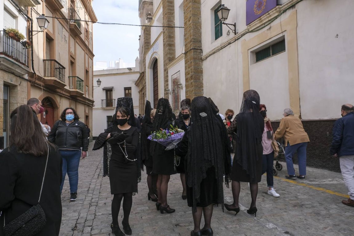 Fotos: las mejores imágenes del Jueves Santo en Cádiz