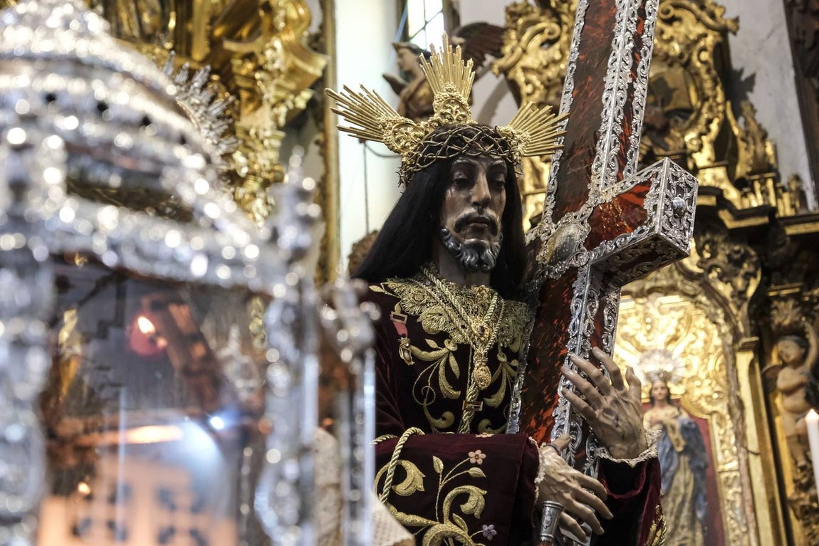 Fotos: las mejores imágenes del Jueves Santo en Cádiz
