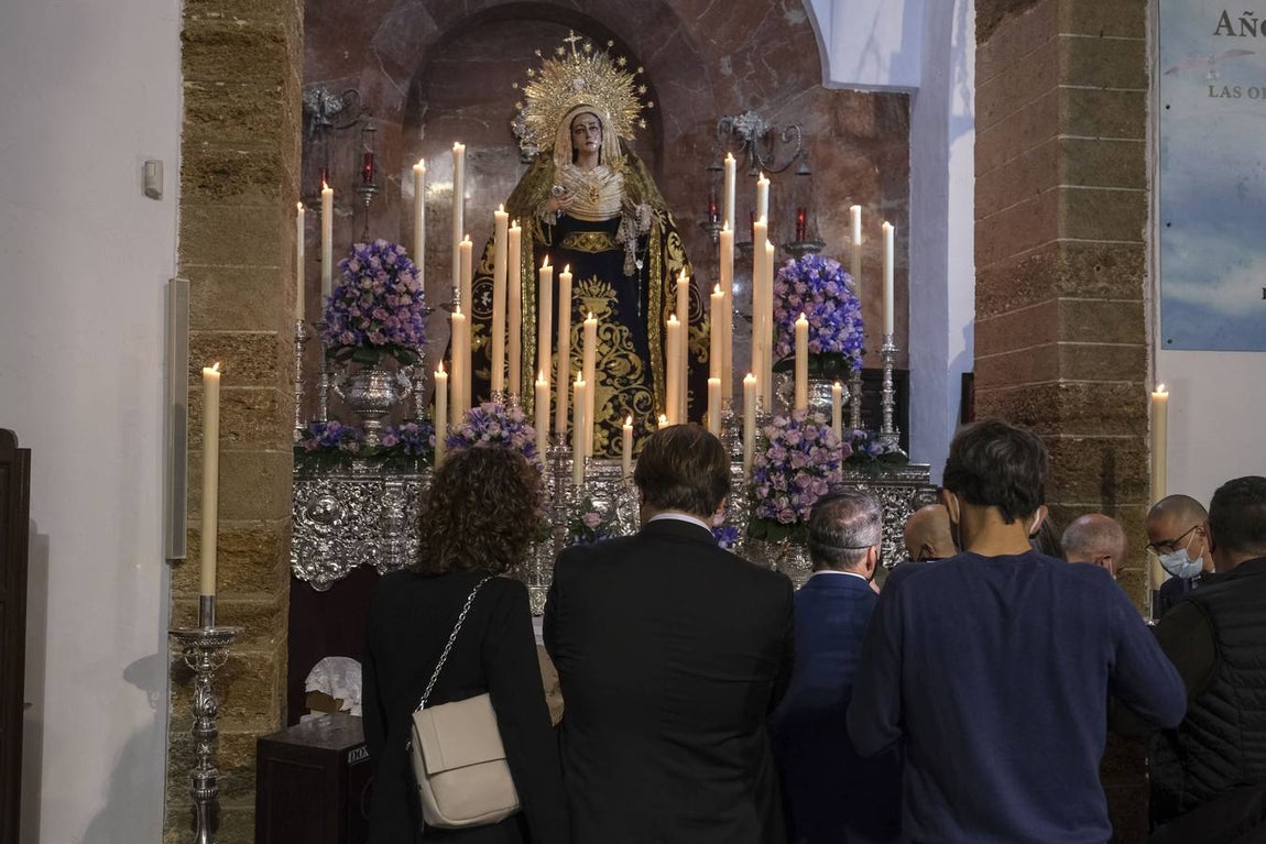 Fotos: las mejores imágenes del Jueves Santo en Cádiz