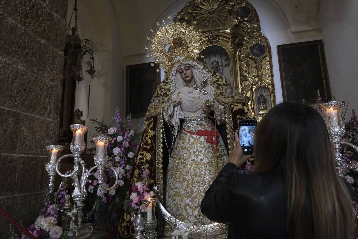 Fotos: las mejores imágenes del Jueves Santo en Cádiz
