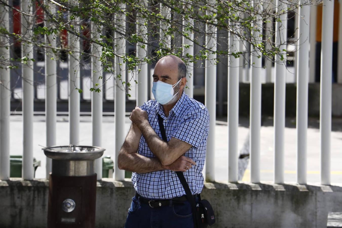 La vacunación con AstraZeneca en el centro de salud del Sector Sur de Córdoba, en imágenes