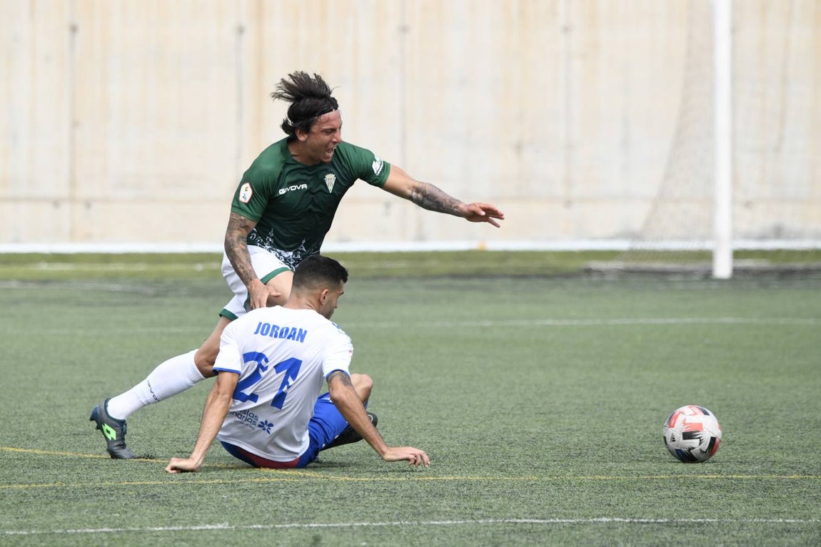 Las mejores imágenes del gol y el penalti en el Tamaraceite - Córdoba CF