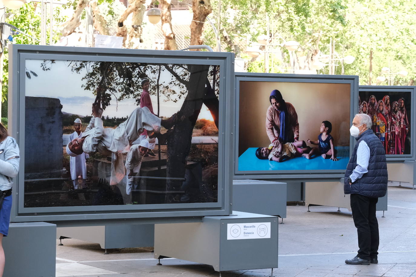 La exposición de Cristina García Rodero, en el bulevar Gran Capitán de Córdoba