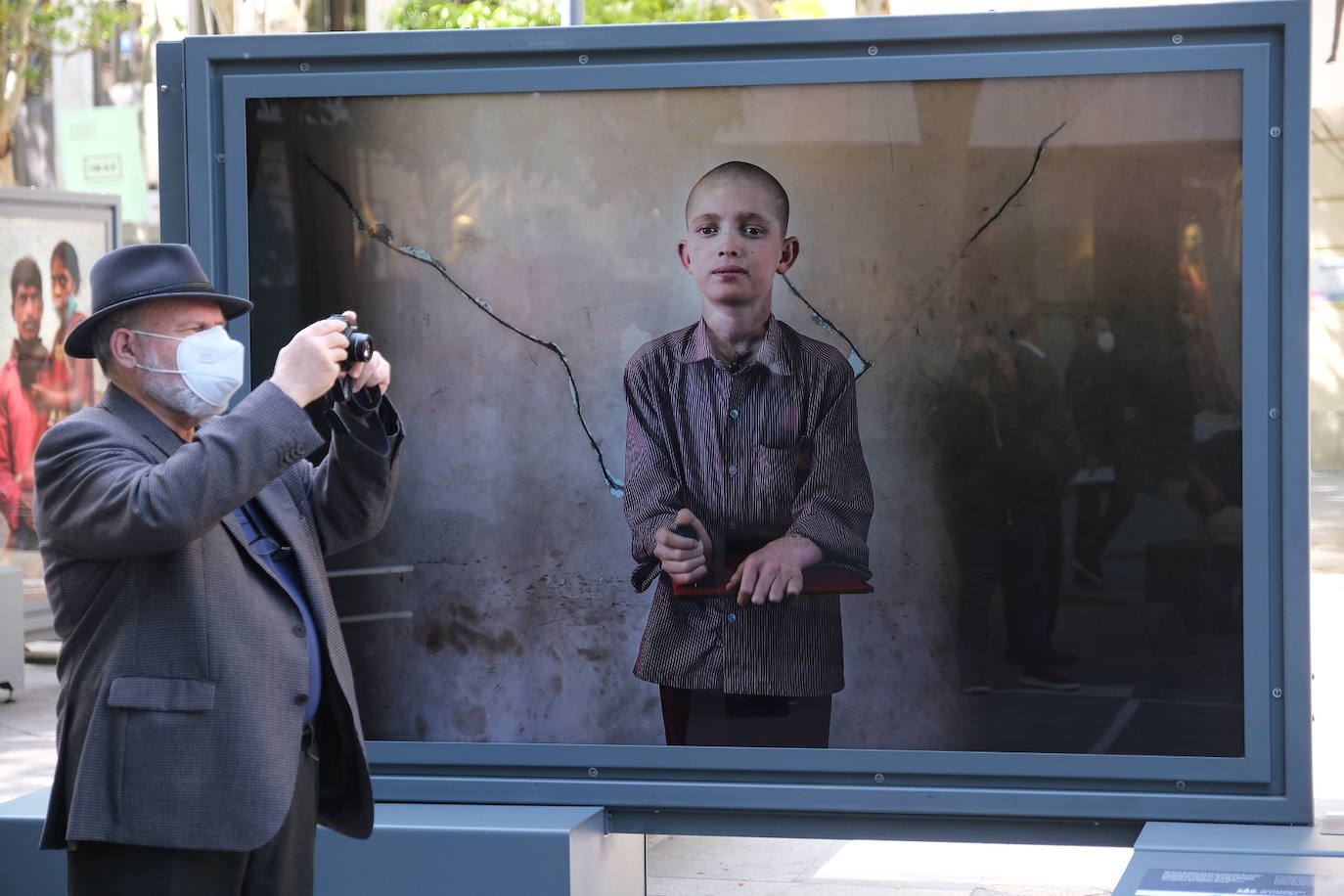 La exposición de Cristina García Rodero, en el bulevar Gran Capitán de Córdoba