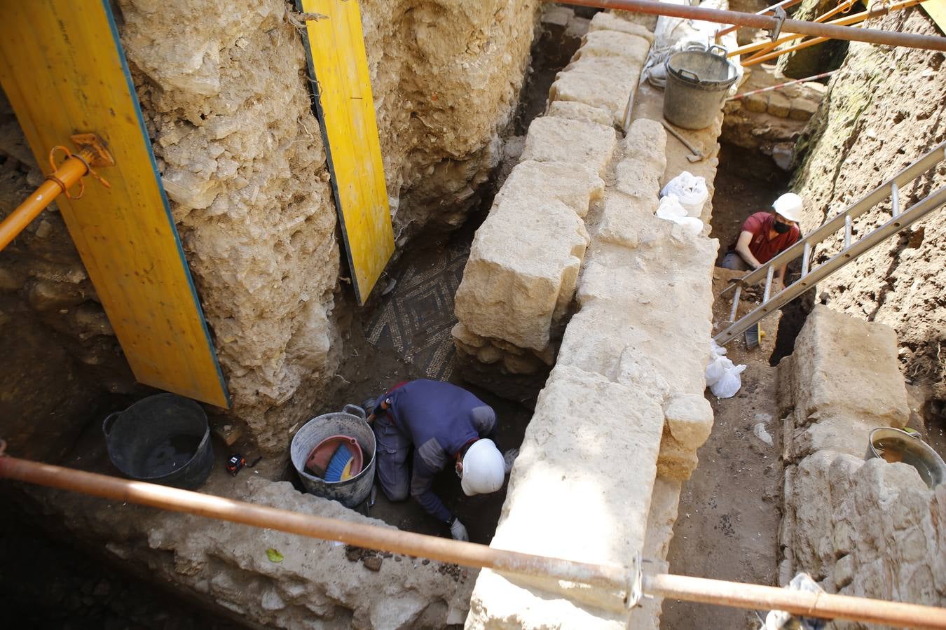 El nuevo hallazgo arqueológico en la Mezquita-Catedral de Córdoba, en imágenes