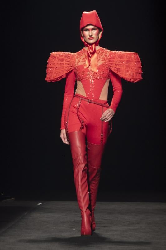 Desfile de Maya Hansen en la MBFWM otoño-invierno 2021-22.. 