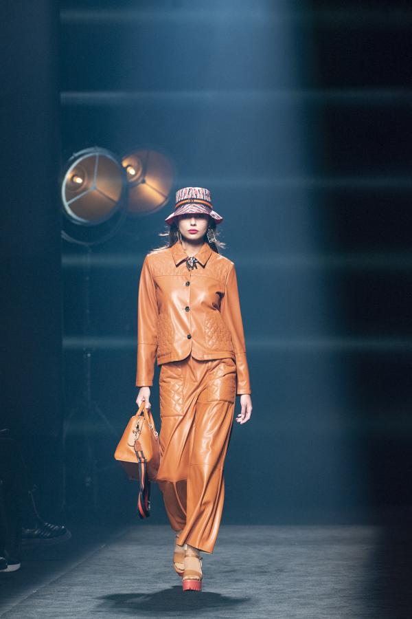 Maite by Lola Casademunt otoño/invierno 2021-22. 