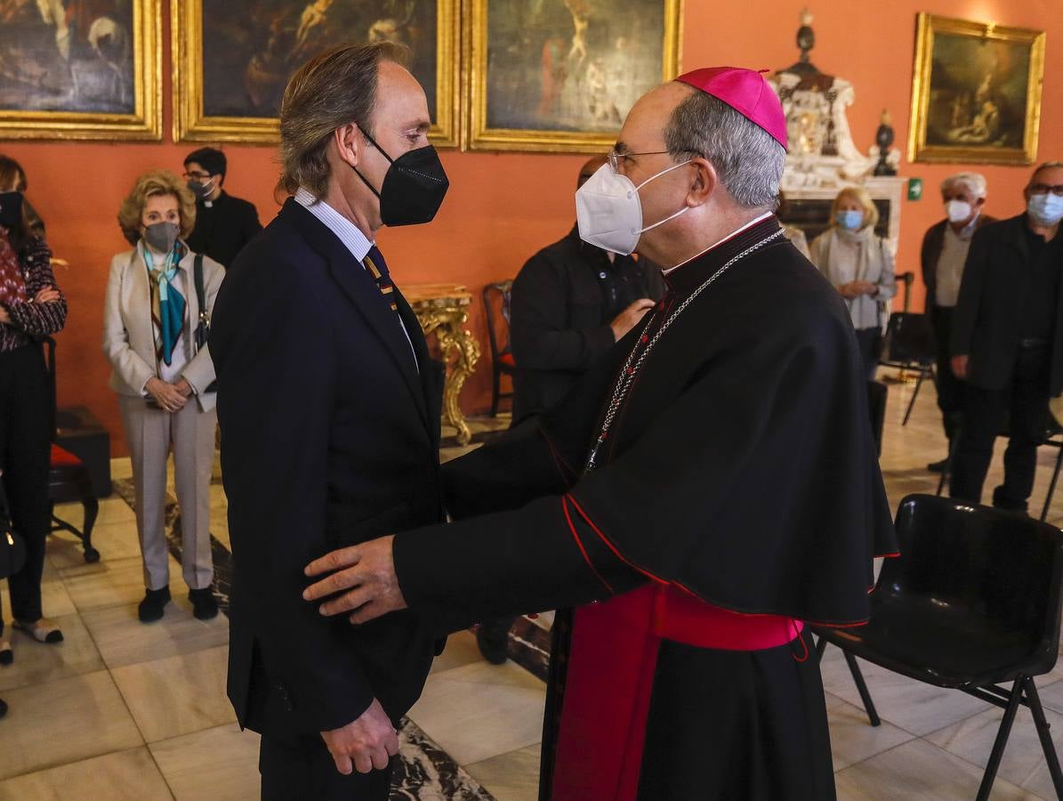 Enrique Ybarra y Rafael Manzano reciben la medalla Pro Ecclesia et Pontifice