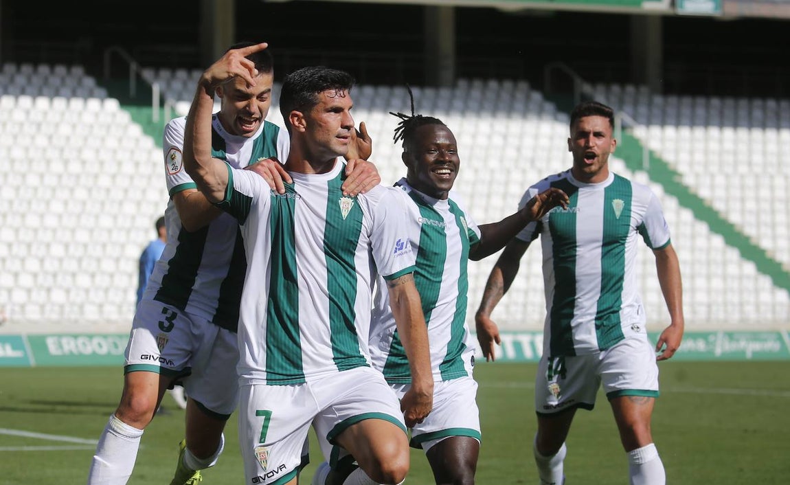 Las mejores imágenes del Córdoba CF - Balompédica Linense