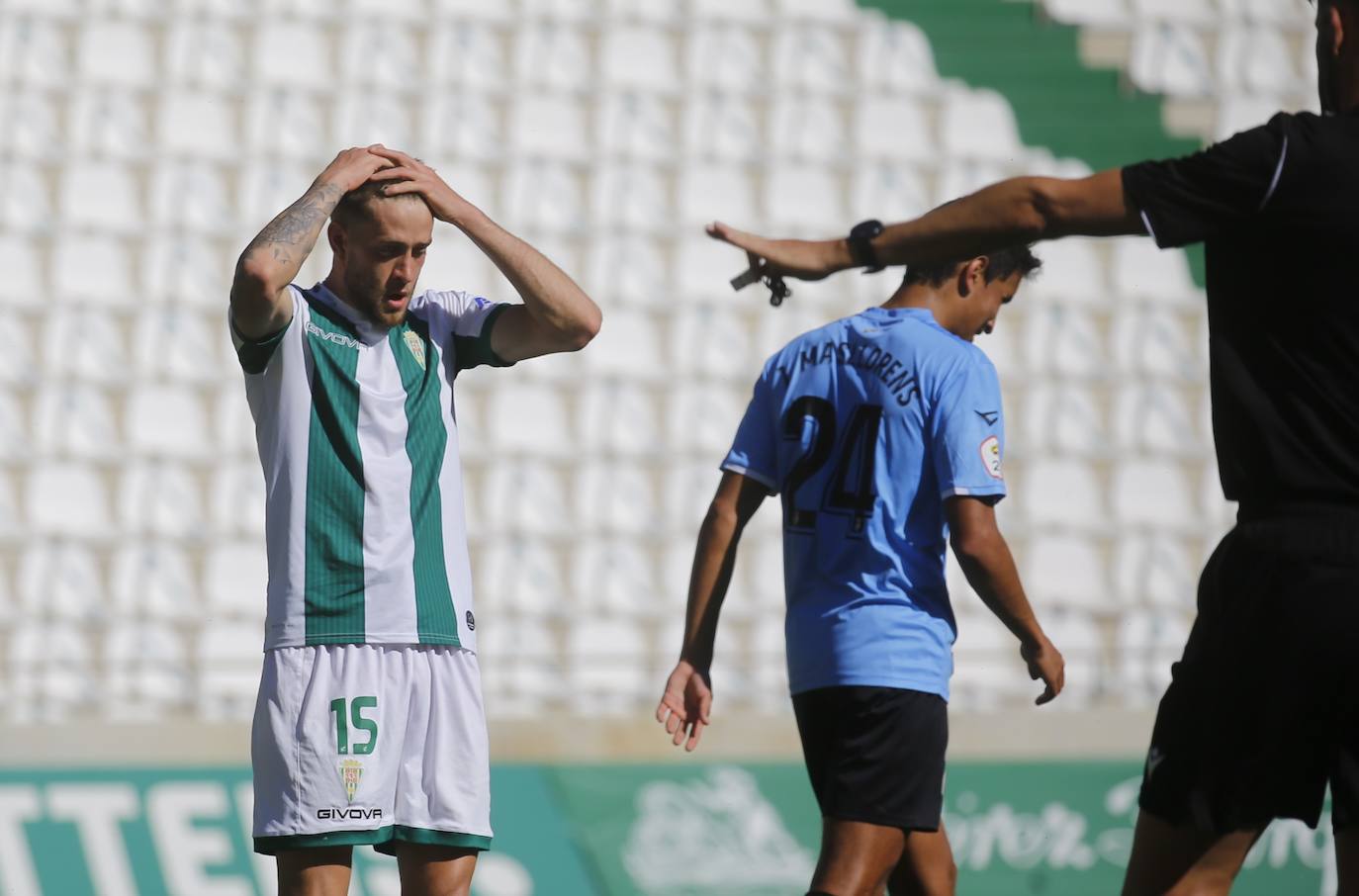 Las mejores imágenes del Córdoba CF - Balompédica Linense