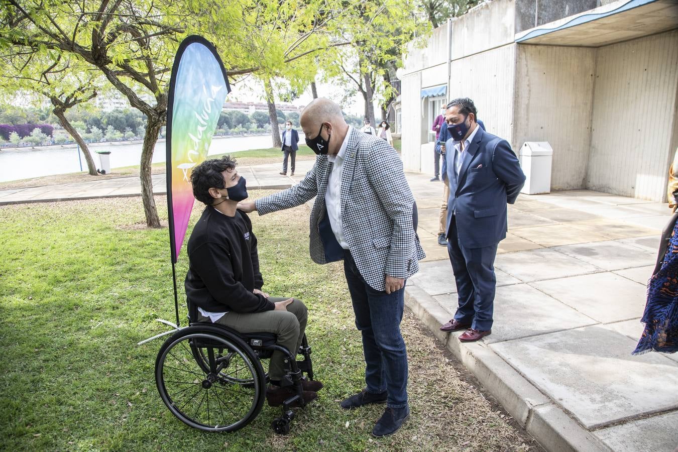 Cisco García junto a los chicos de Talento Cruzcampo