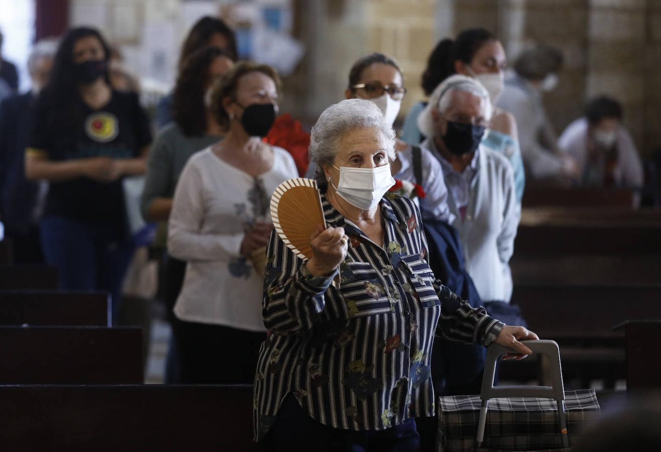 La veneración a la Virgen de los Remedios de Córdoba en martes y 13 en imágenes