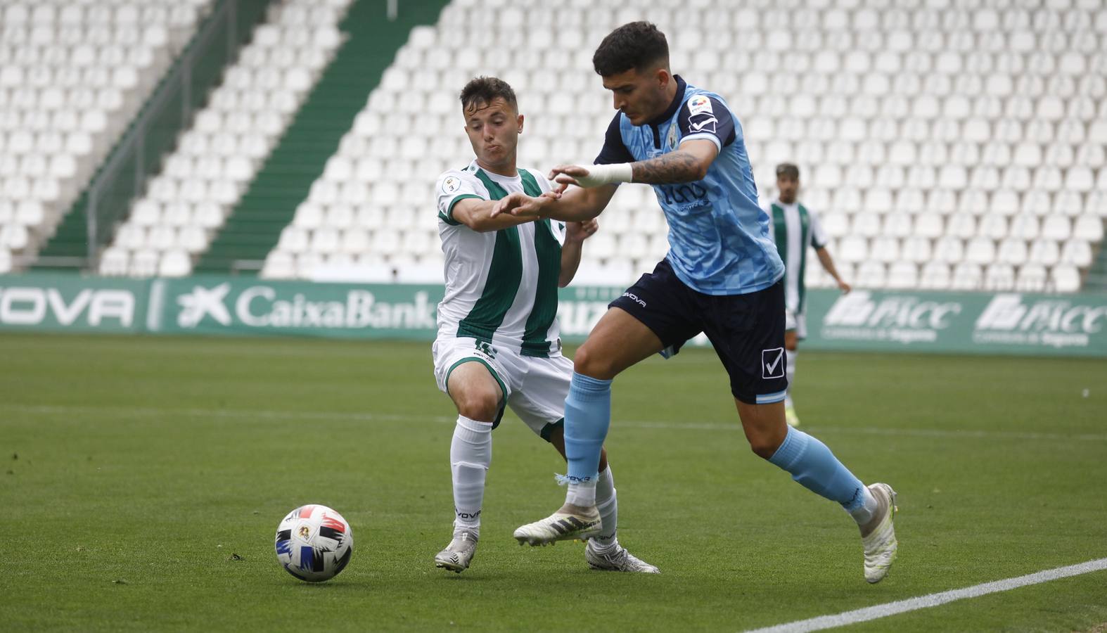 La victoria del Córdoba B ante el Rota, en imágenes