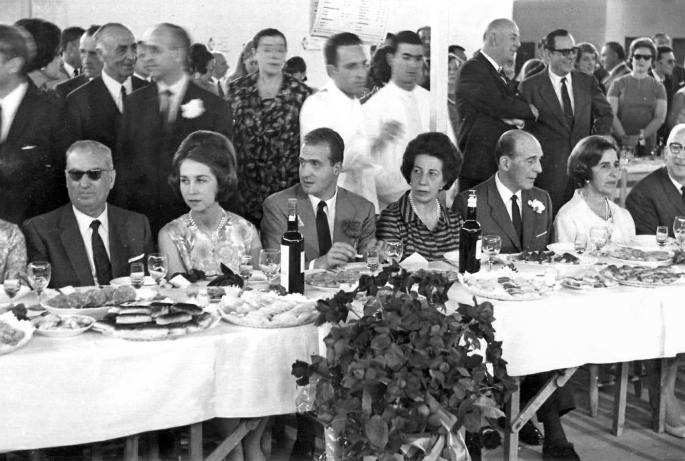 Don Juan Carlos y Doña Sofía en la Feria de Abril de Sevilla de 1968