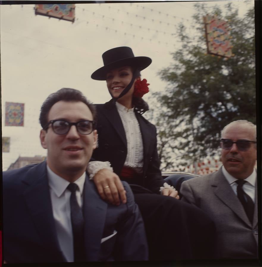 Carmen Sevilla en la Feria de Abril de Sevilla de 1963