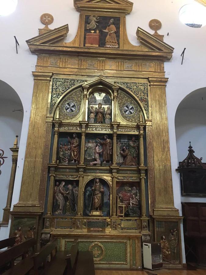 La visita solidaria al convento de Santo Domingo el Real, en imágenes