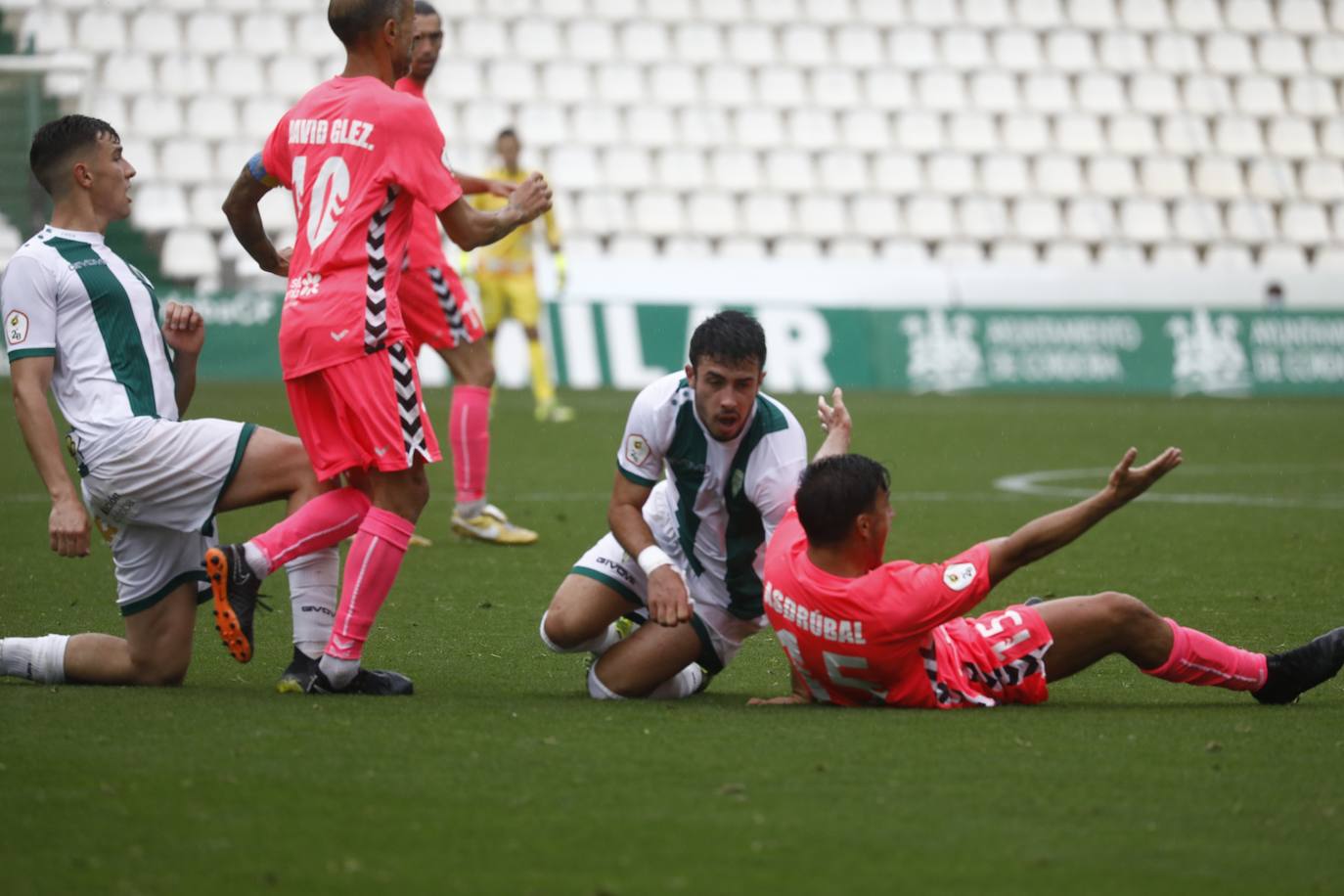 Las mejores imágenes del Córdoba CF - Tamaraceite