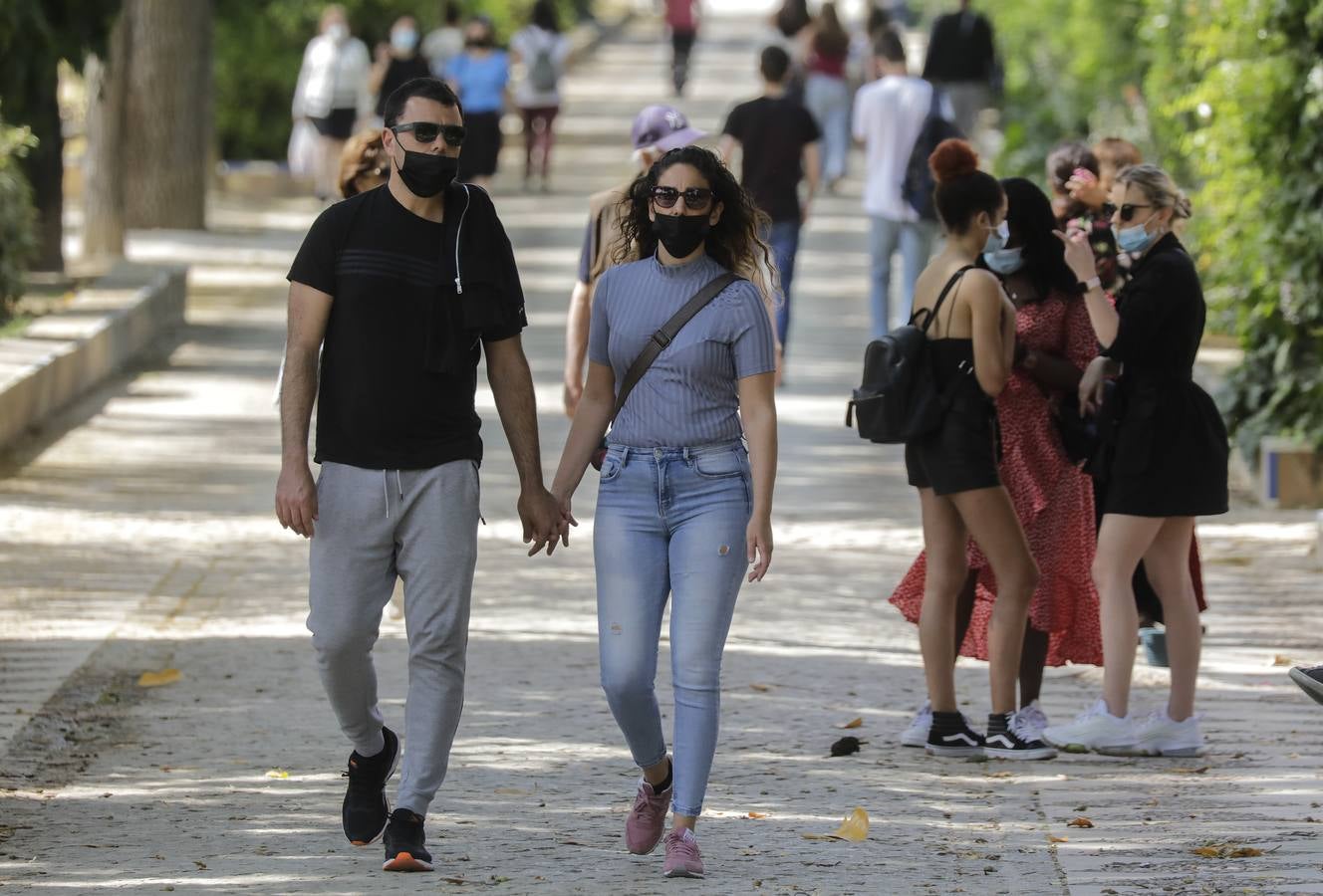 Ambiente por las calles del Centro de Sevilla