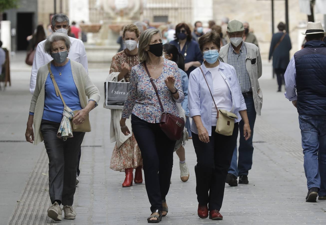 Ambiente por las calles del Centro de Sevilla