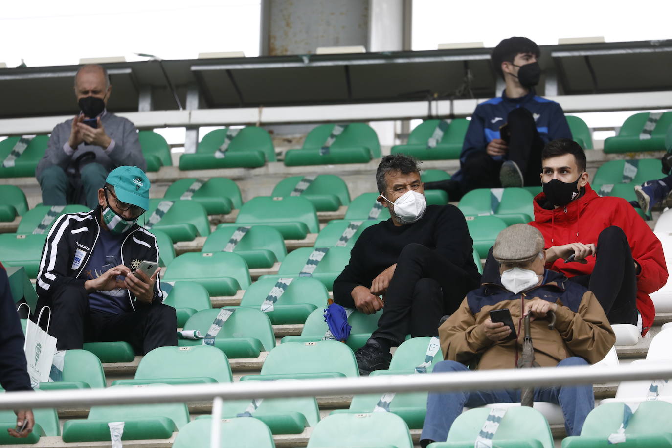 En imágenes, el ambiente del Córdoba CF - Tamaraceite