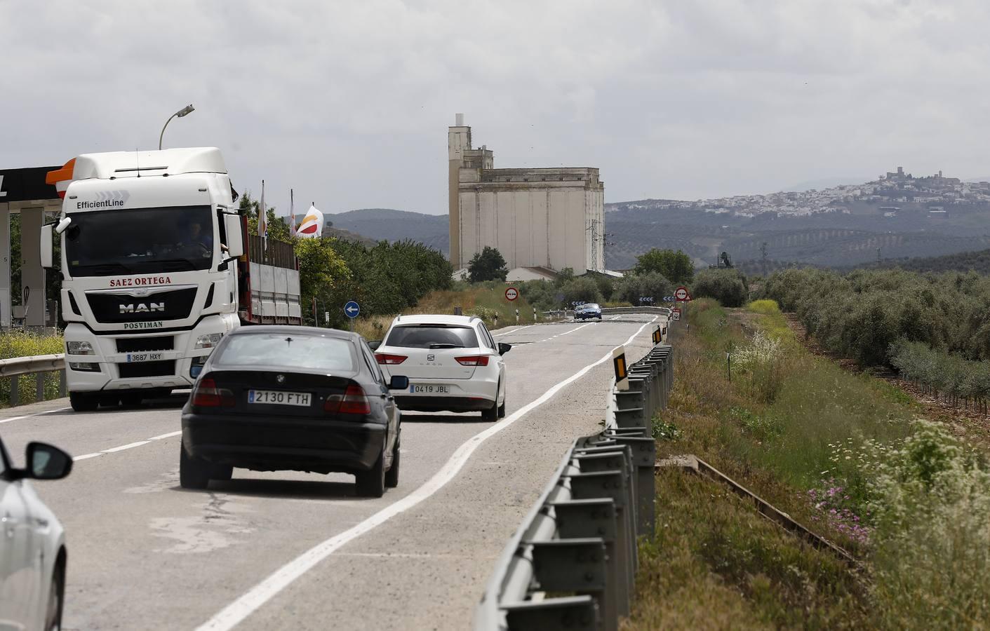 Así está la carretera N-432 a su paso por Córdoba, en imágenes