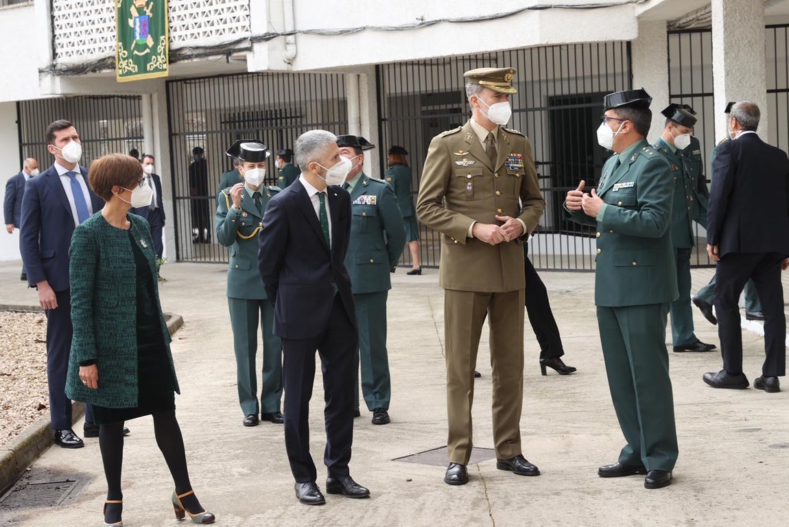 El ministro Marlaska y la directora general María Gámez. 