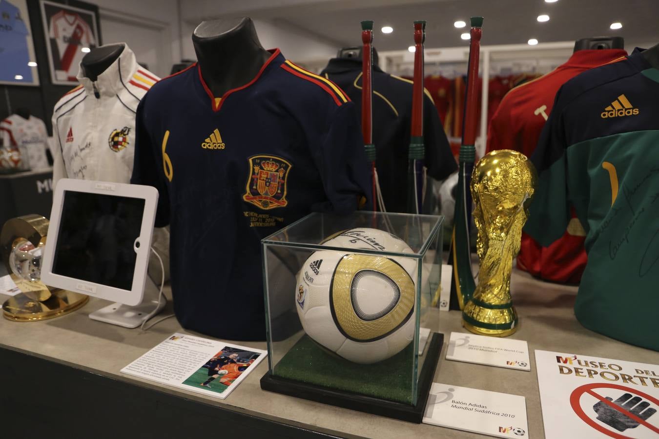 Museo del Deporte instalado en el Estadio de la Cartuja