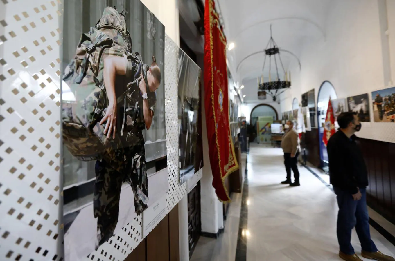 La exposición &quot;Misión: Líbano&quot; se expone en Córdoba, en imágenes