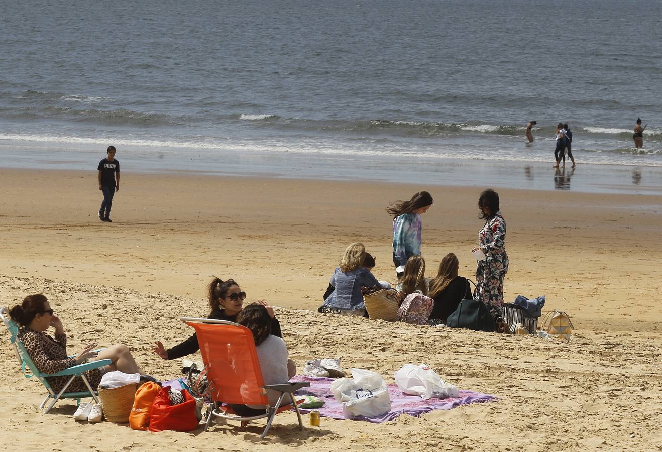 Ambiente este sábado en algunas playas onubenses