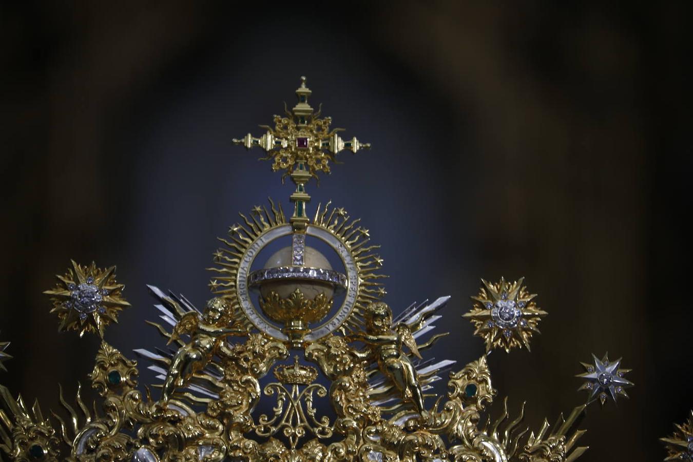 La nueva corona de la Virgen de la Esperanza de Córdoba, en imágenes