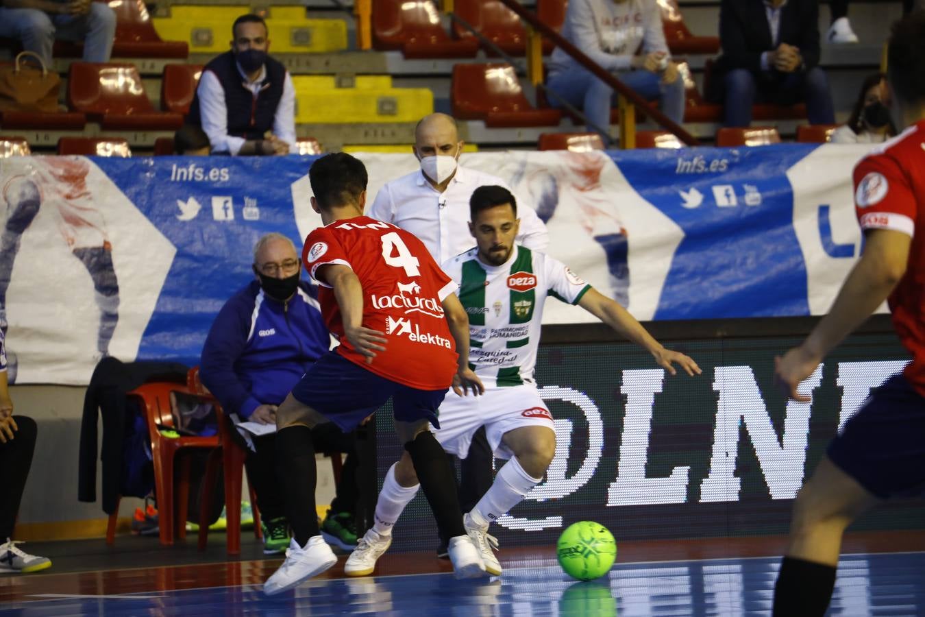 El empate entre el Córdoba Patrimonio y el Osasuna, en imágenes