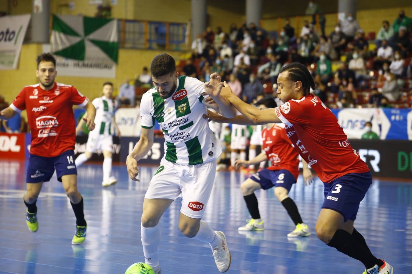 El empate entre el Córdoba Patrimonio y el Osasuna, en imágenes