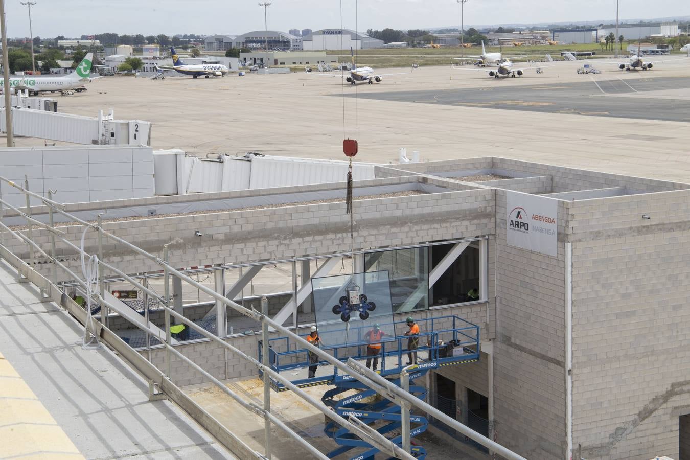 Obras en el aeropuerto de Sevilla