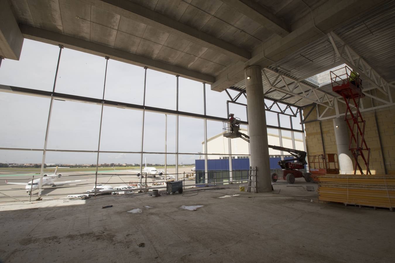 Obras en el aeropuerto de Sevilla