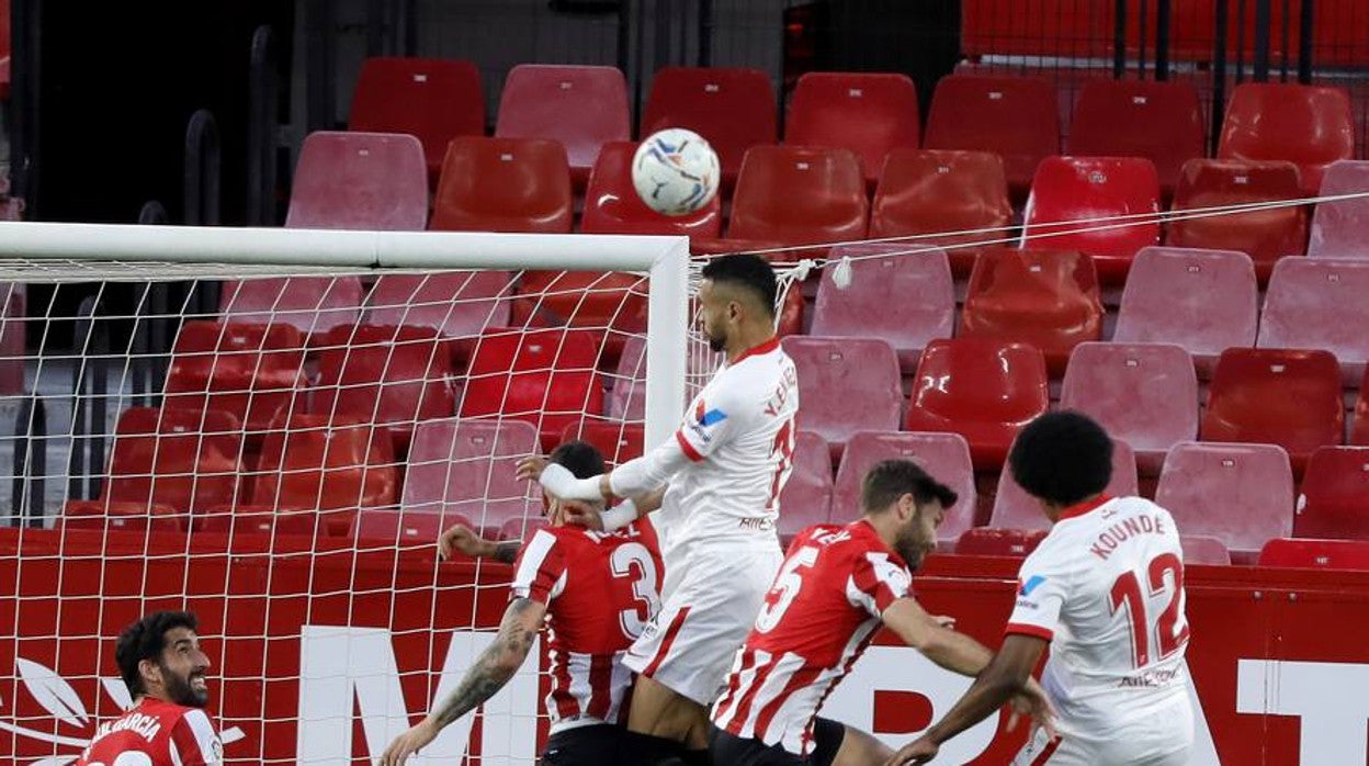 Las mejores imágenes del partido entre el Sevilla F.C. y el Athletic de Bilbao