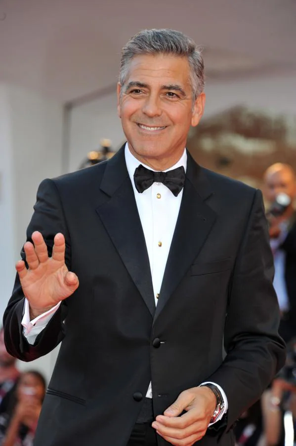George Clooney sigue siendo un galán a sus 60 años y estos looks lo demuestran