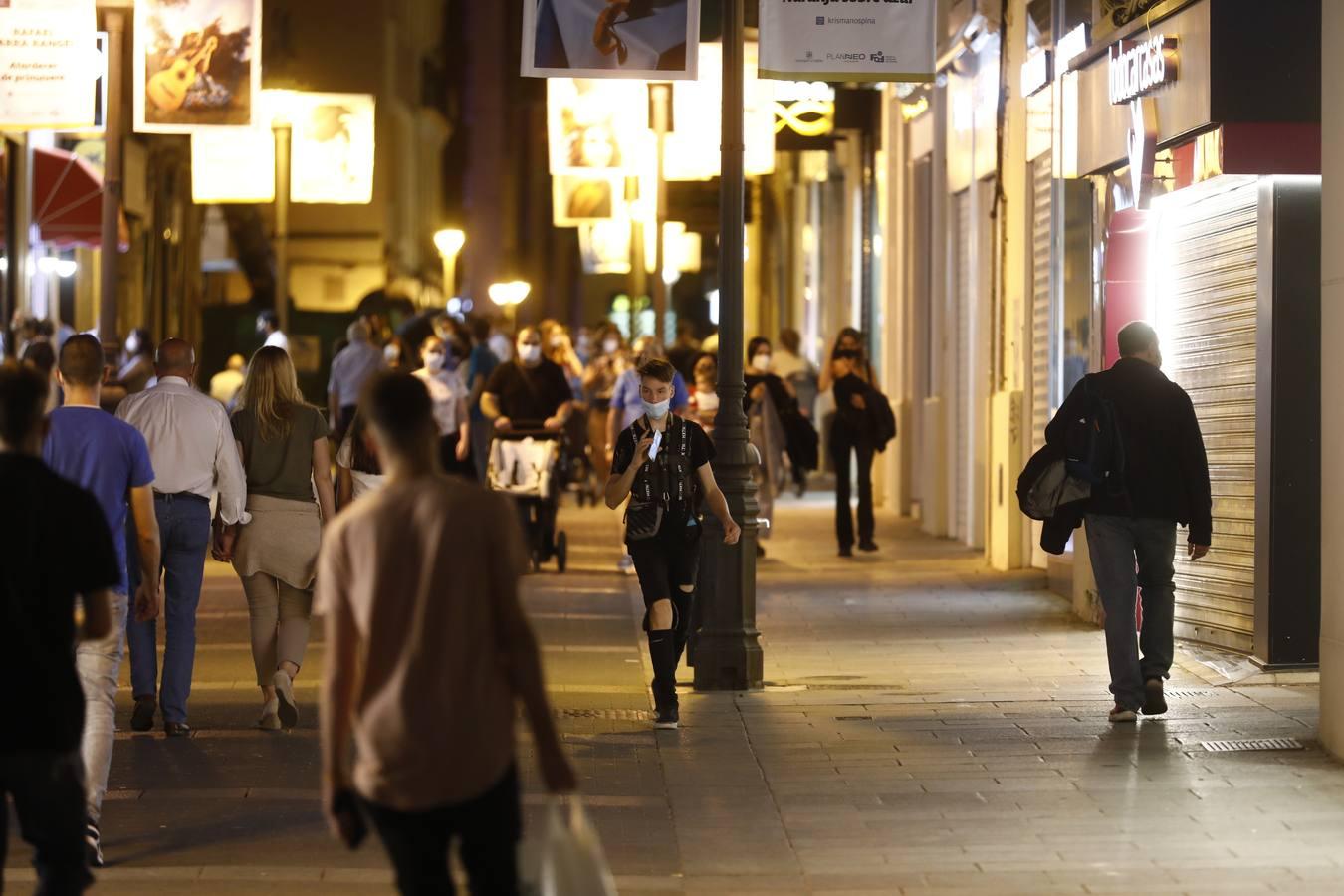 La primera noche sin toque de queda en Córdoba, en imágenes