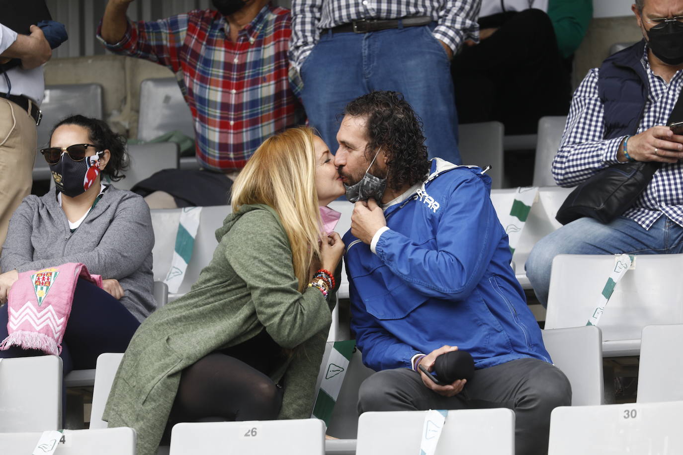 El ambiente en El Arcángel en el Córdoba CF - Cádiz B, en imágenes