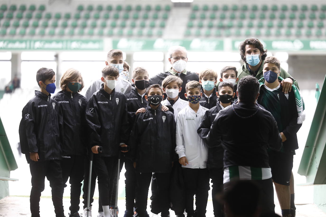 El ambiente en El Arcángel en el Córdoba CF - Cádiz B, en imágenes