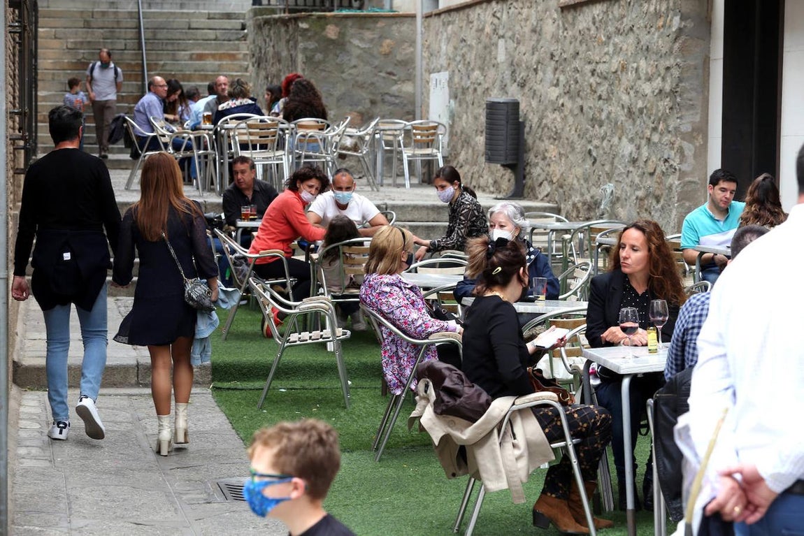 Regresan poco a poco los turistas a Toledo