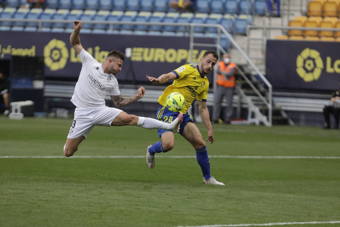 Fotos: Partido Cádiz-Huesca