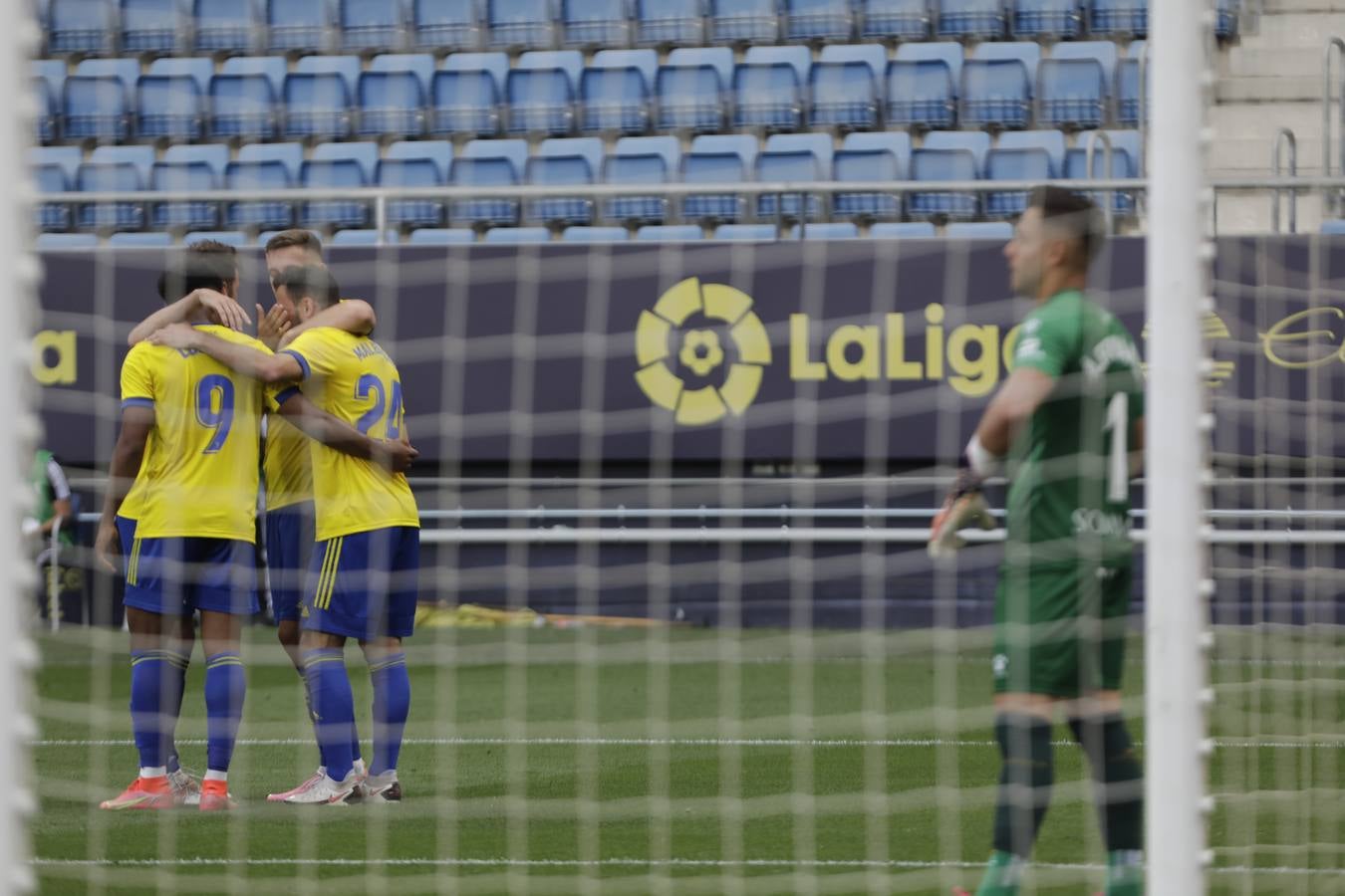 Fotos: Partido Cádiz-Huesca