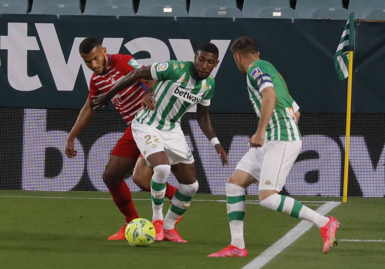 Victoria del Betis sobre el Granada (2-1)