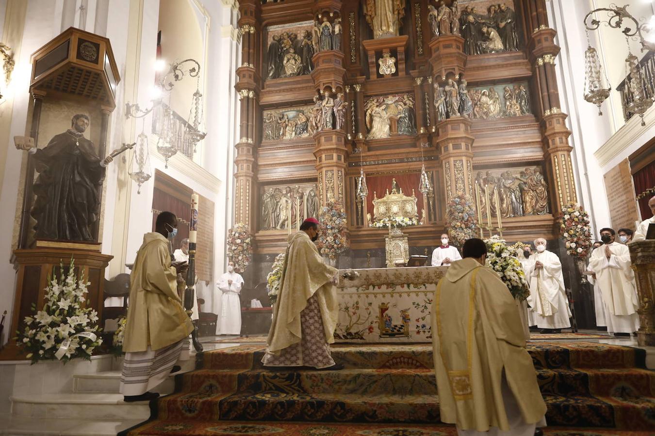 La misa en Montilla del Nuncio del Papa, en imágenes