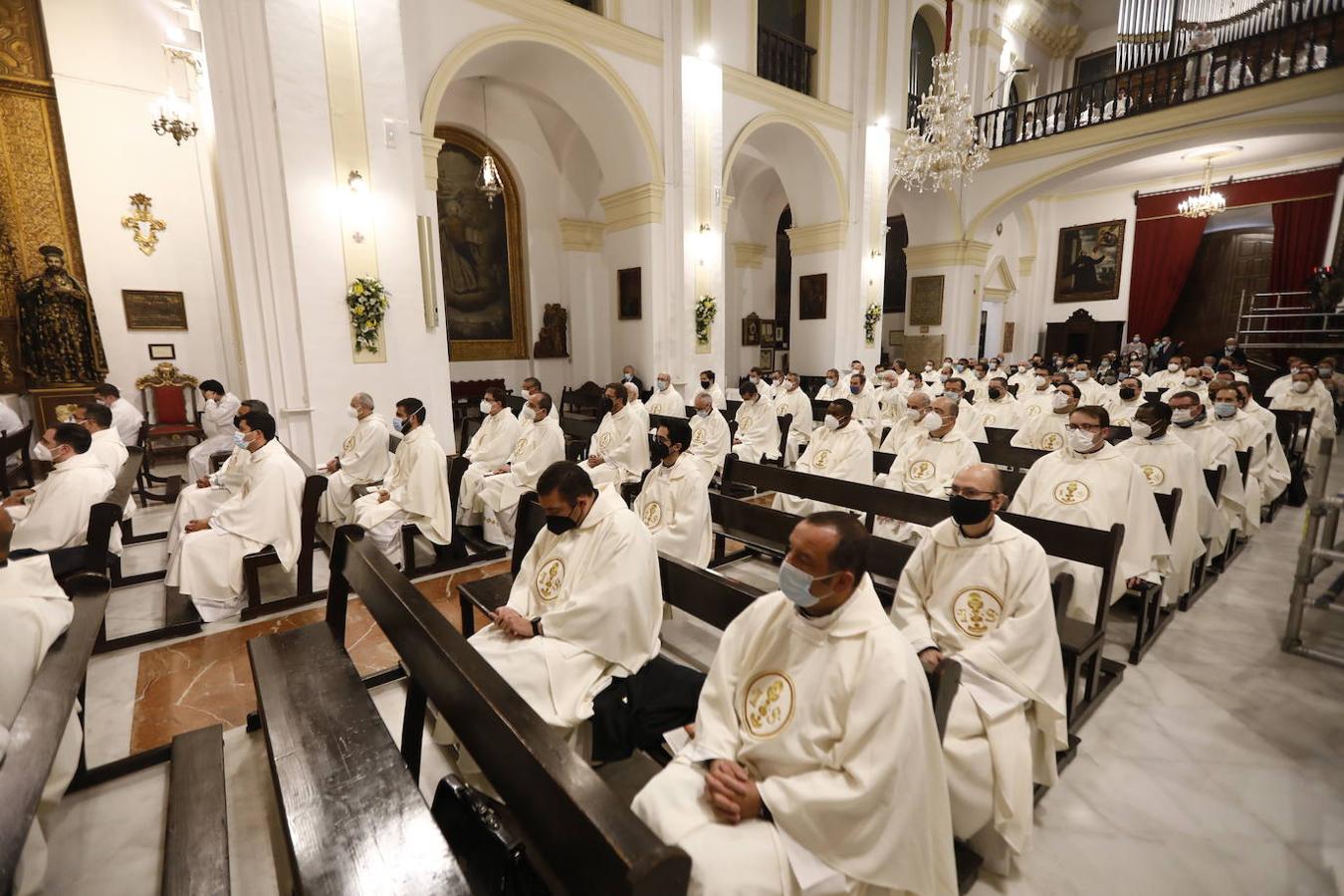 La misa en Montilla del Nuncio del Papa, en imágenes