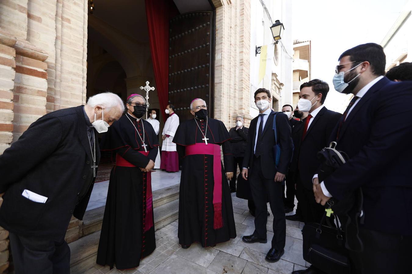 La misa en Montilla del Nuncio del Papa, en imágenes