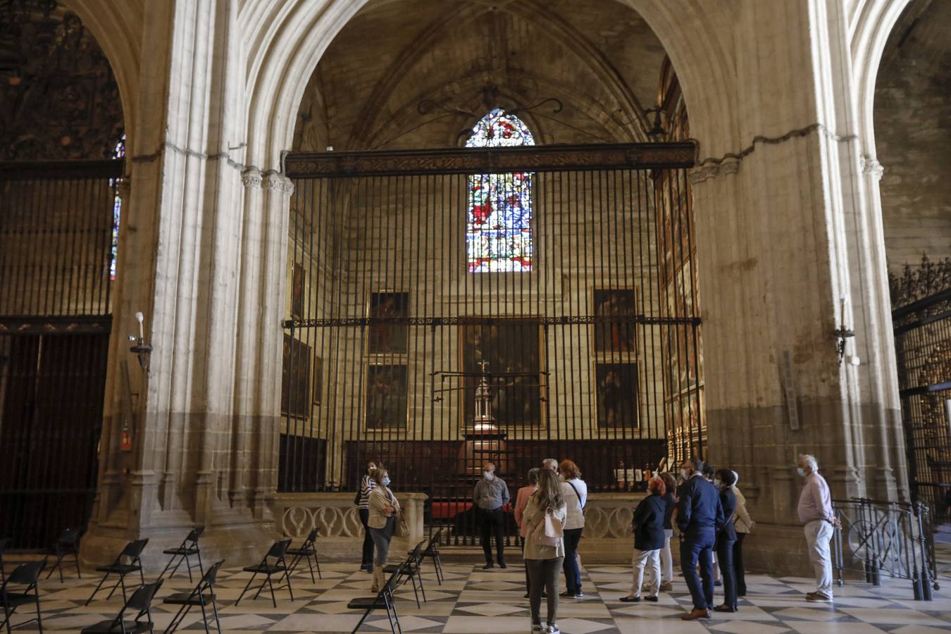 Vuelven las visitas a la Catedral de Sevilla tras el estado de alarma