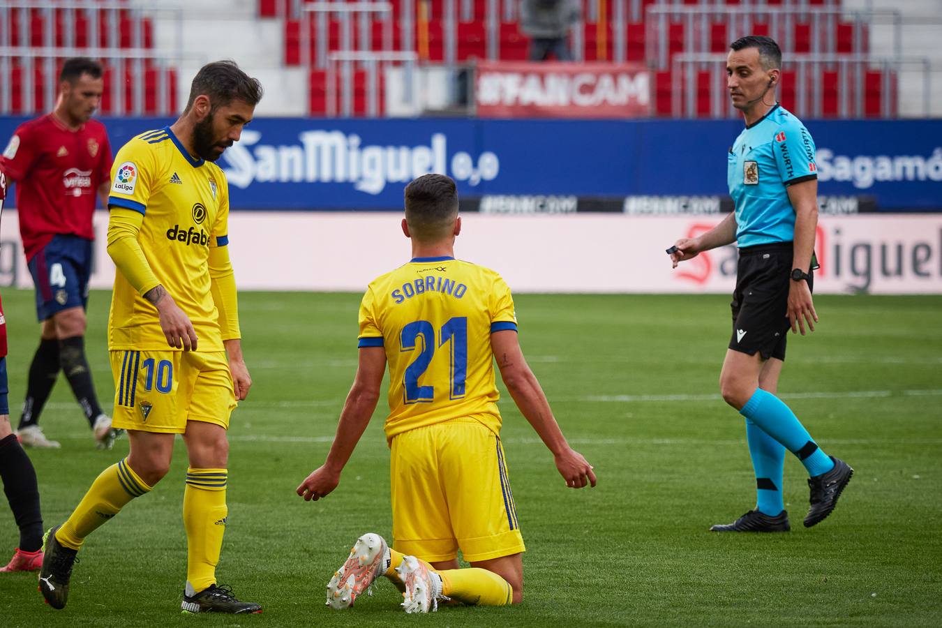 FOTOS: Las imágenes del Osasuna - Cádiz